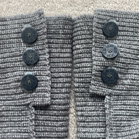 UGG Classic Cardy Boot - Picture 5 of 12